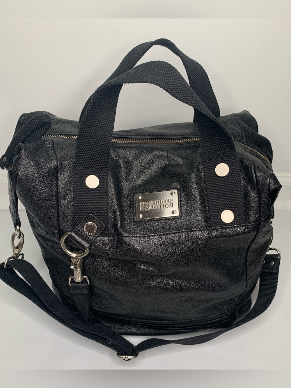 Kenneth Cole Reaction Black Leather Weekender Bag - Picture 5 of 7